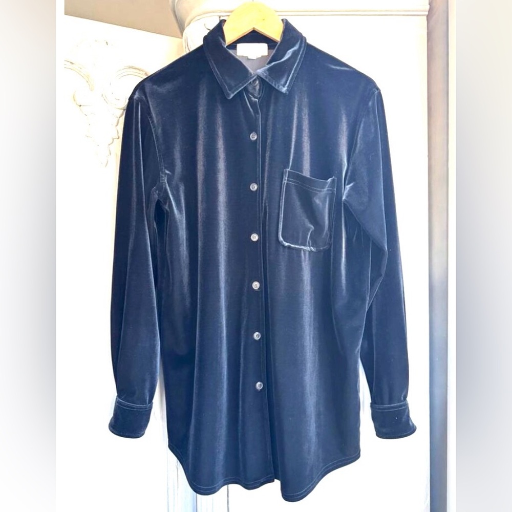 Black Velvet Blouse Sz S Long Sleeve Button Down Holiday NYE Shirt Jones NY
